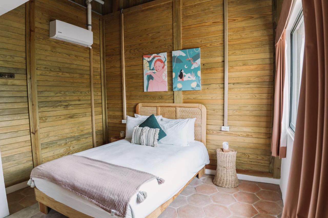 Hotel Selina Poc Na Isla Mujeres Extérieur photo