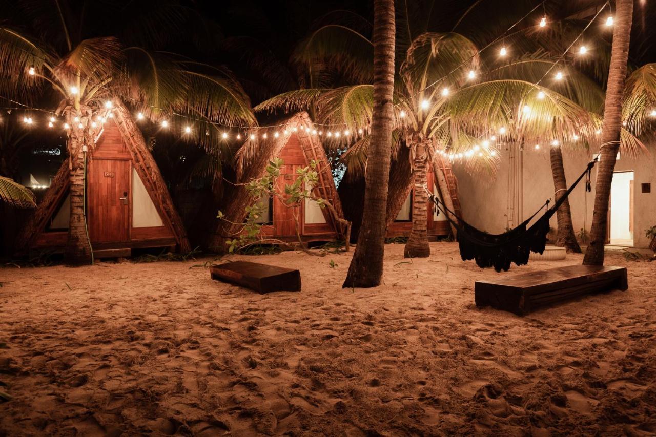 Hotel Selina Poc Na Isla Mujeres Extérieur photo